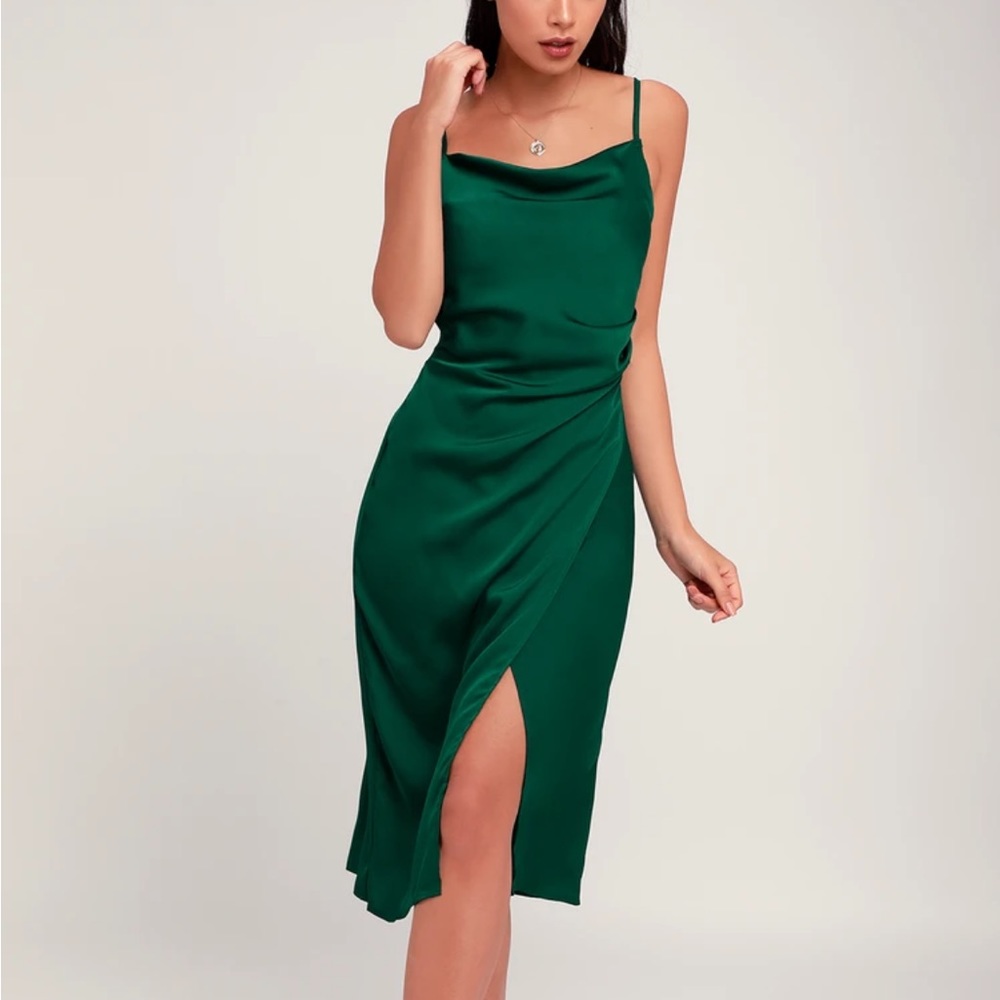 NWT Lulu’s Hollywood Woman Forest Green Satin Midi Dress
